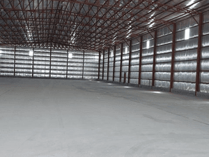 For rent in Sabhan, a 1000 m warehouse with a fire station and municipality license 