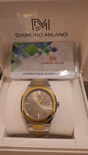For sale an original Diamond Milano watch 