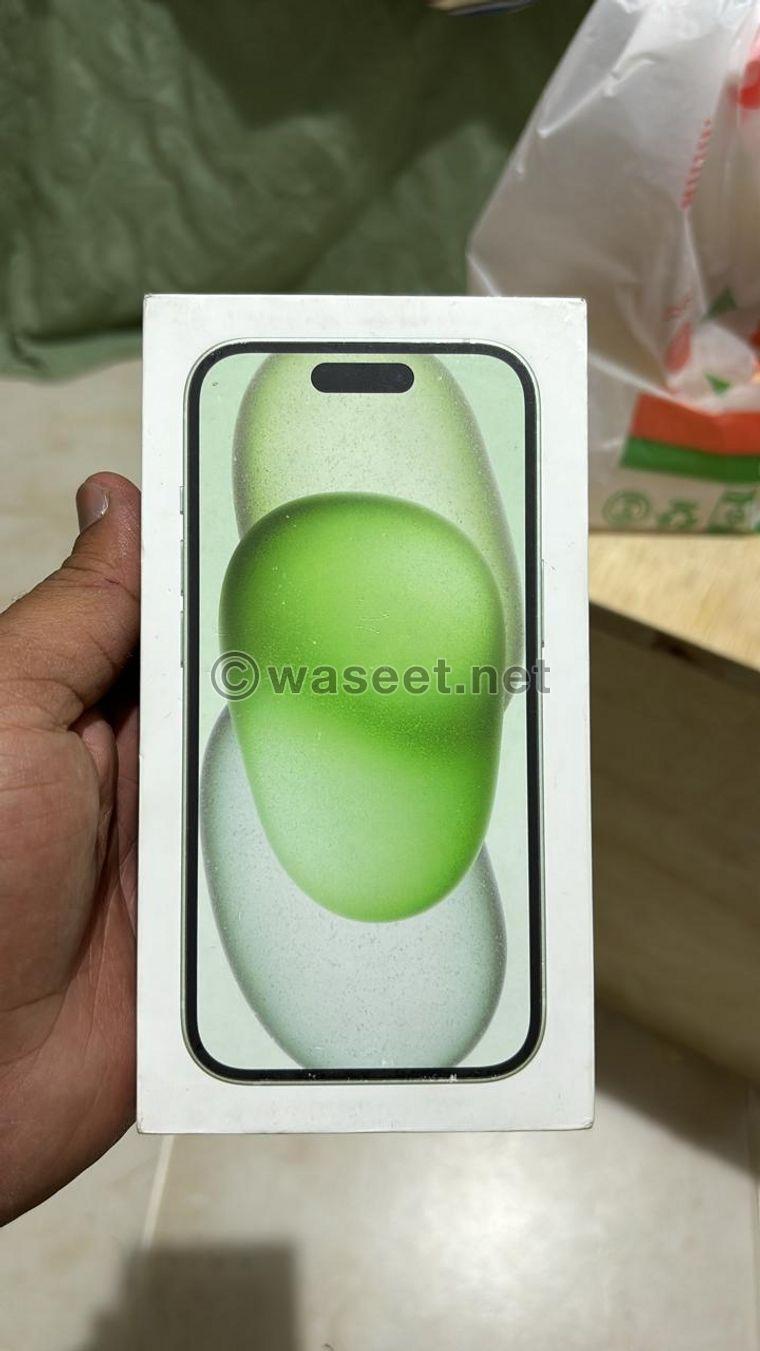 iPhone 15 normal white 9