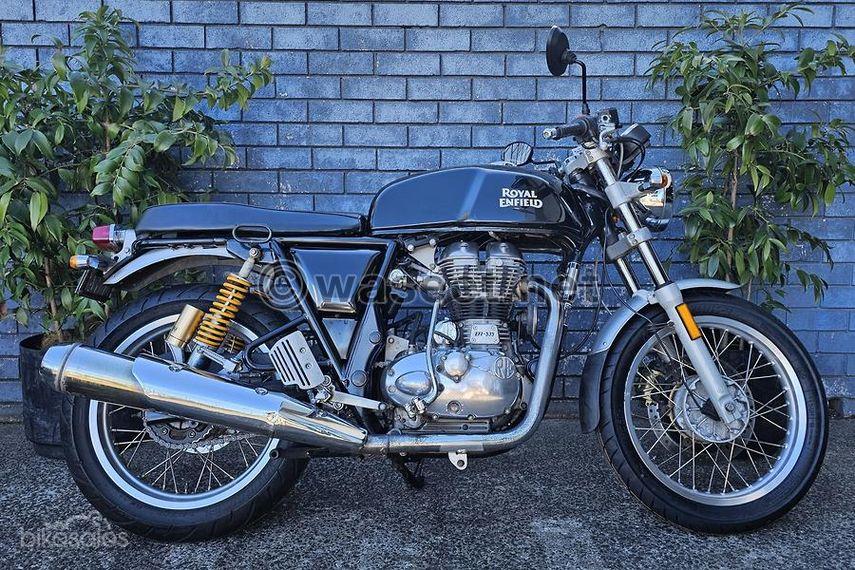 For sale immediately 2018 Royal Enfield Continental GT 535, like new 5