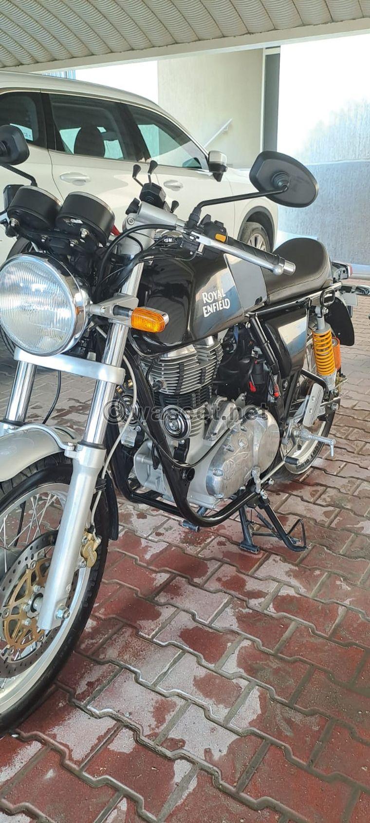 For sale immediately 2018 Royal Enfield Continental GT 535, like new 3